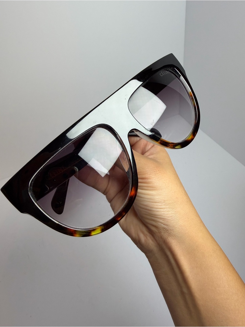 Celine Shadow CL41026/S Sunglasses Black Flat Top Frame/Tortoise Shell Bottom - Picture 11 of 11
